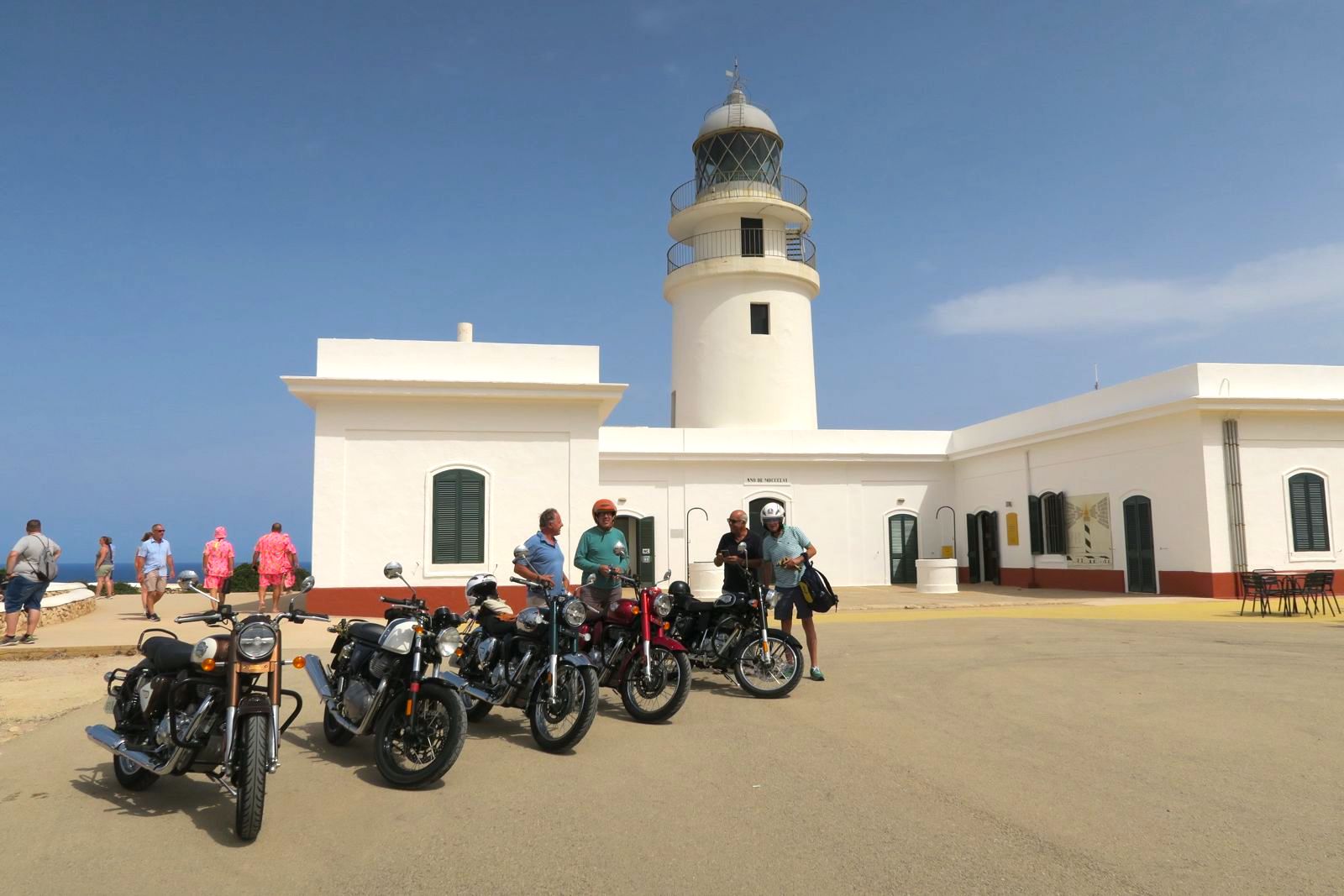 classic-roads-awaita-menorca-guia-turistica-0