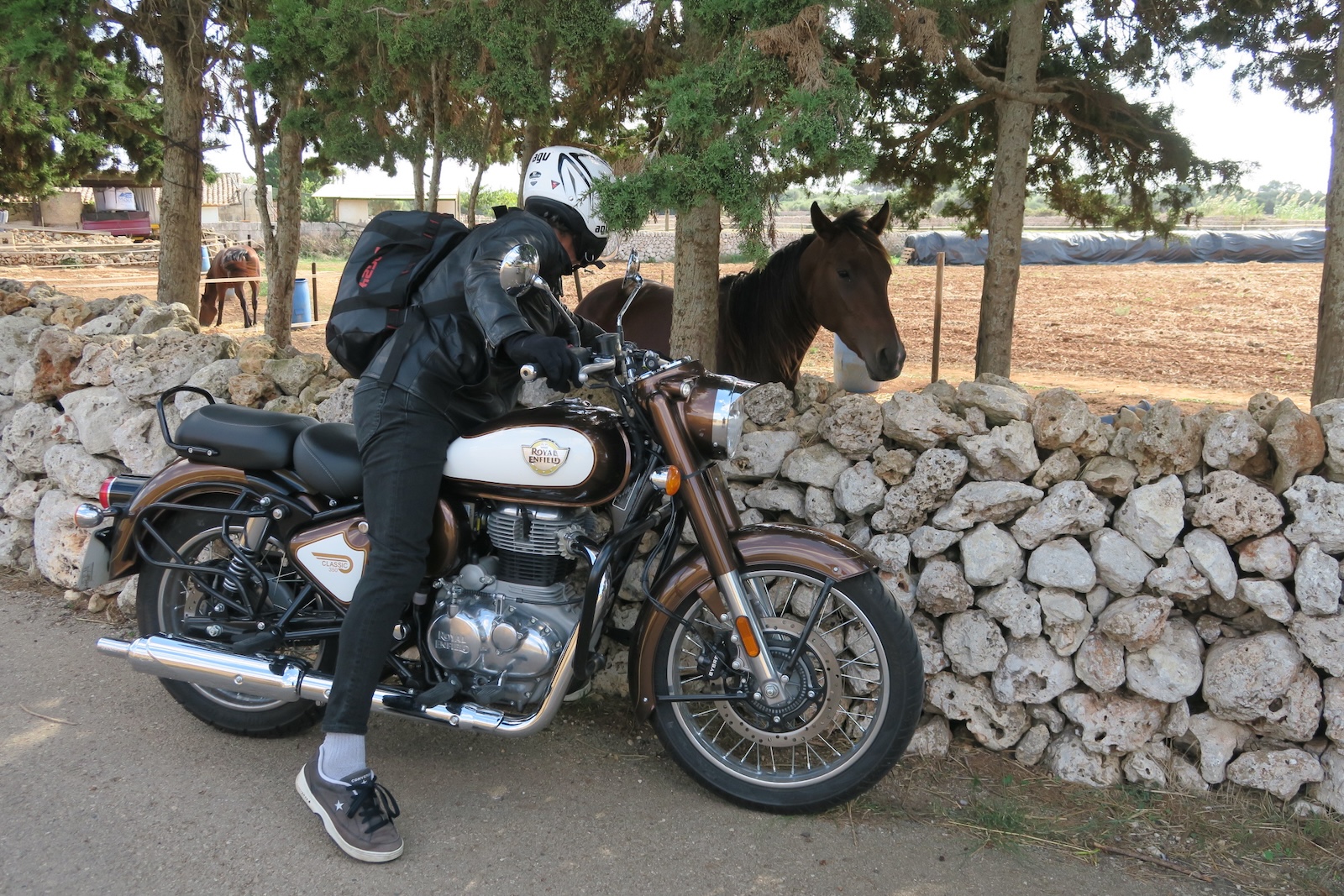 classic-roads-awaita-menorca-guia-turistica-4