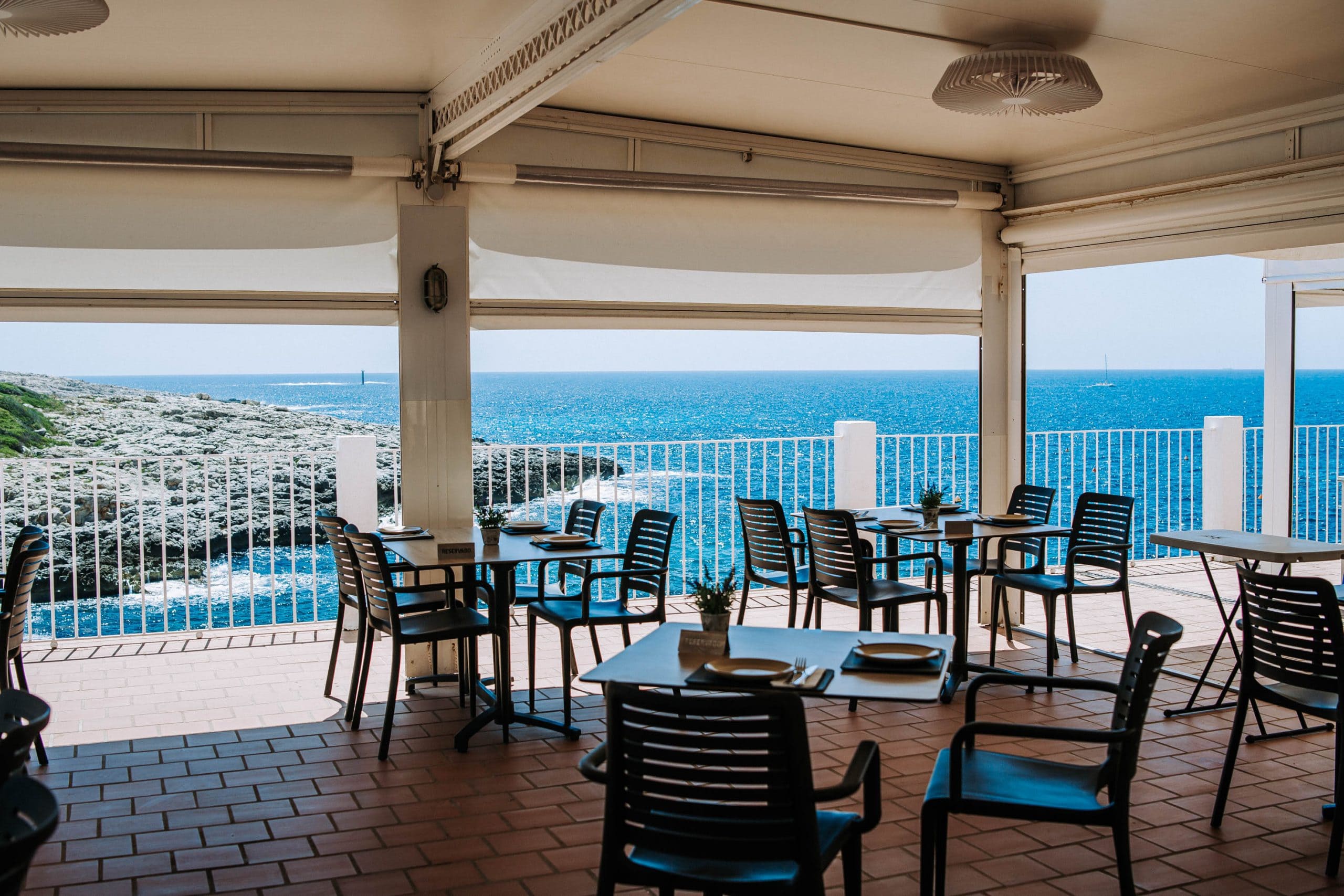 el-faro-cala-torret-restaurante-awaita-guia-turistica-menorca-0