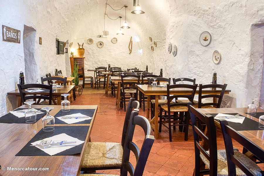 moli-des-raco-es-mercadal-restaurante-awaita-guia-turistica-menorca-2