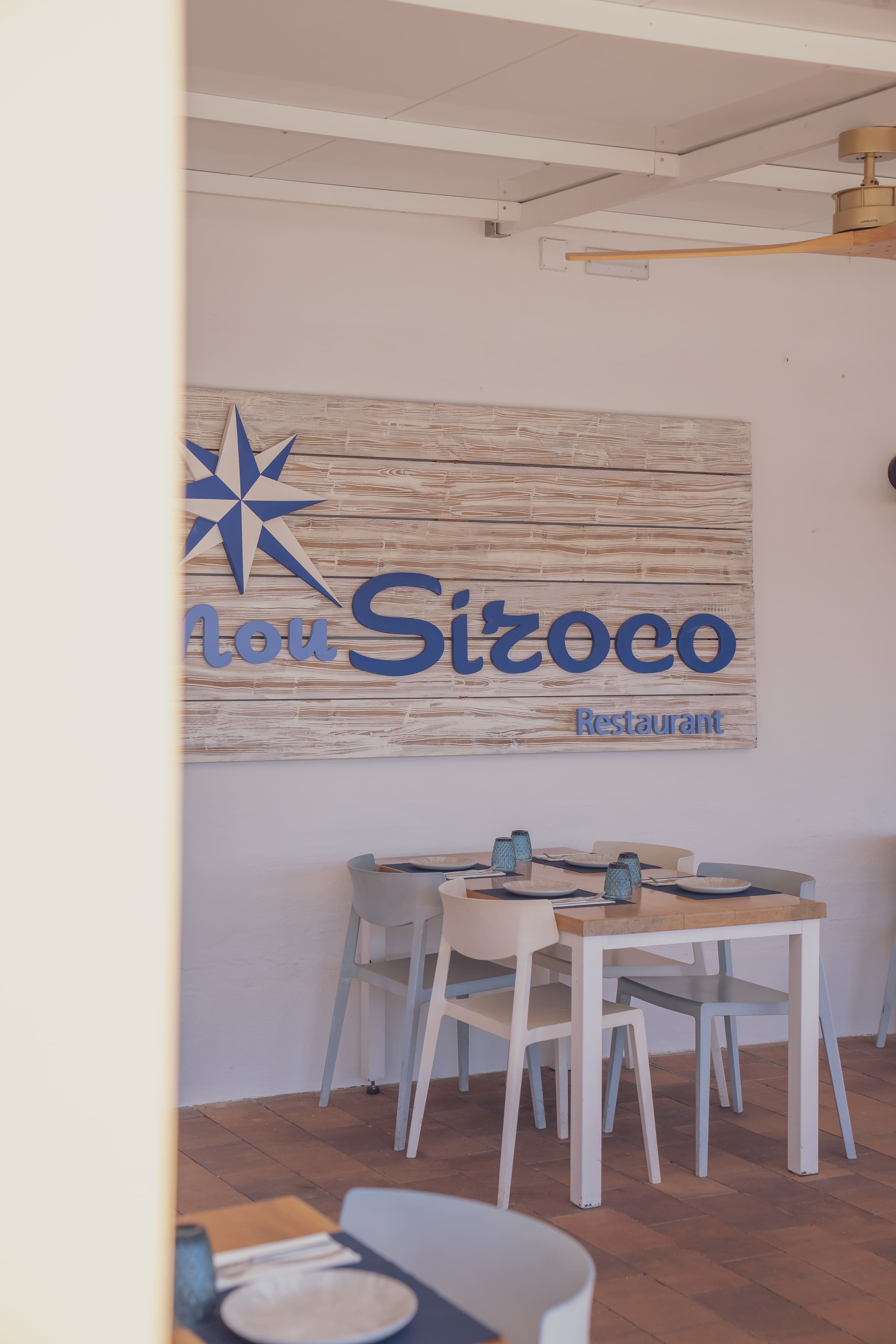 nou-siroco-cales-fonts-restaurante-awaita-guia-turistica-menorca-0