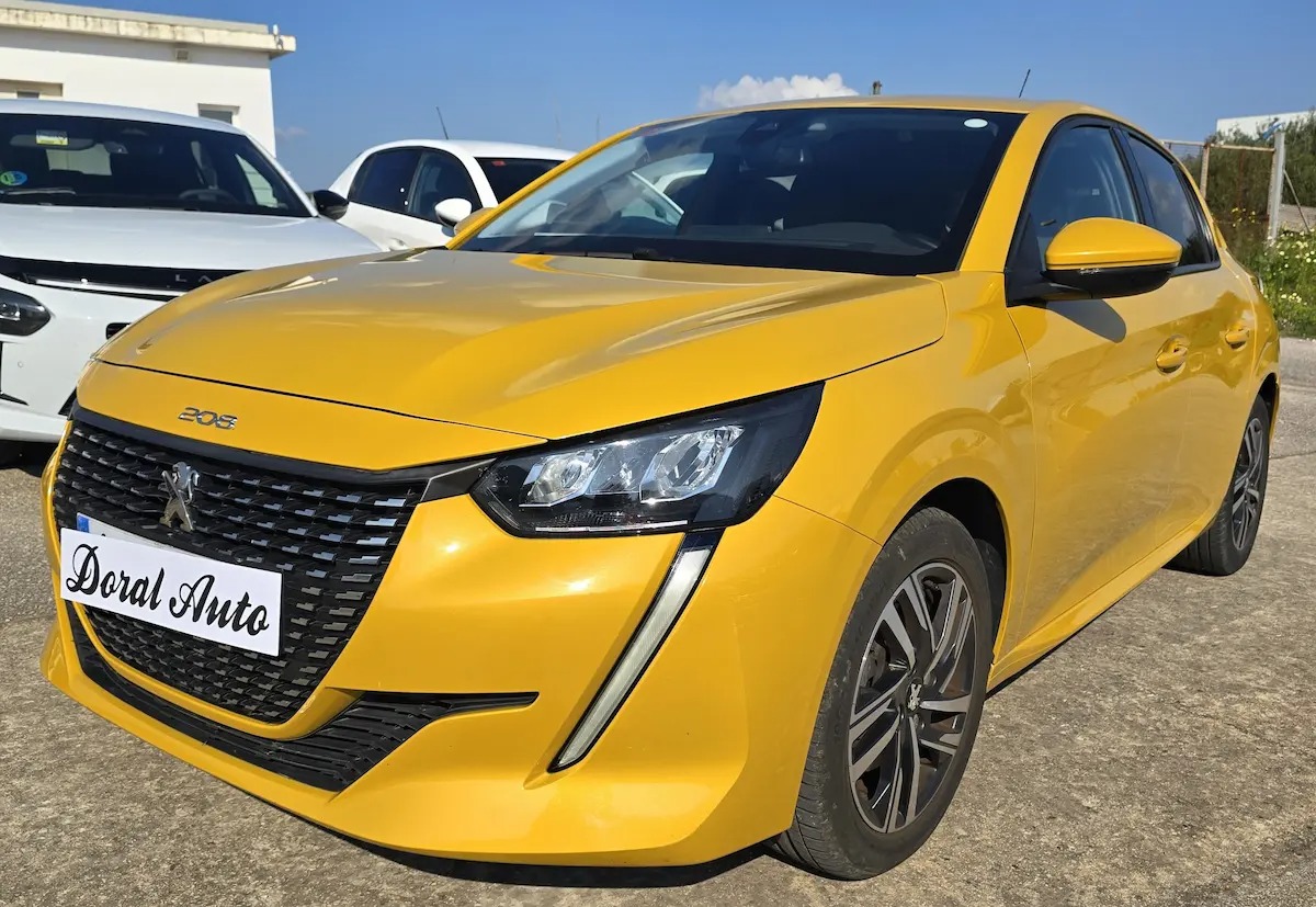Doral Auto coche amarillo