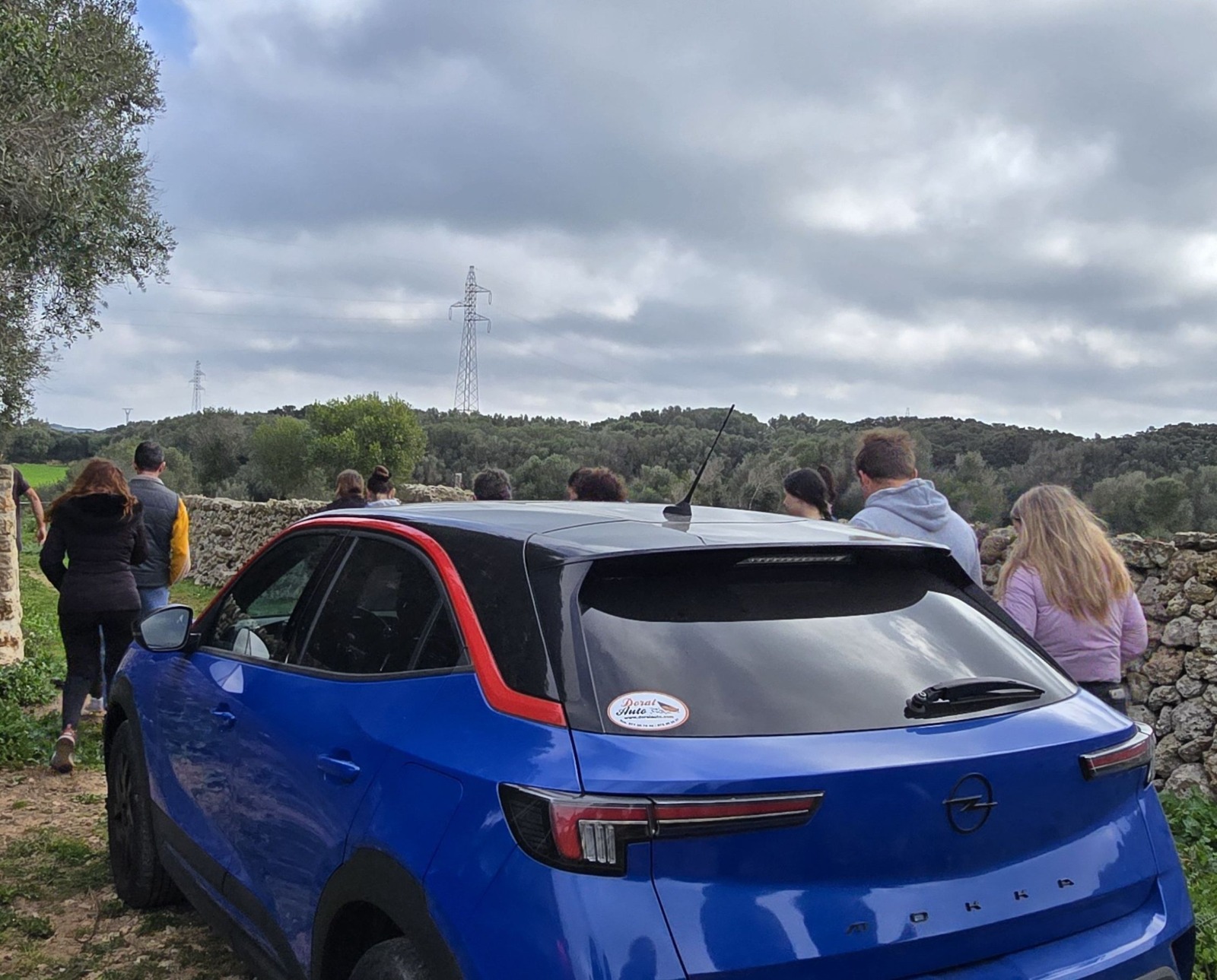 Doral Auto coche azul