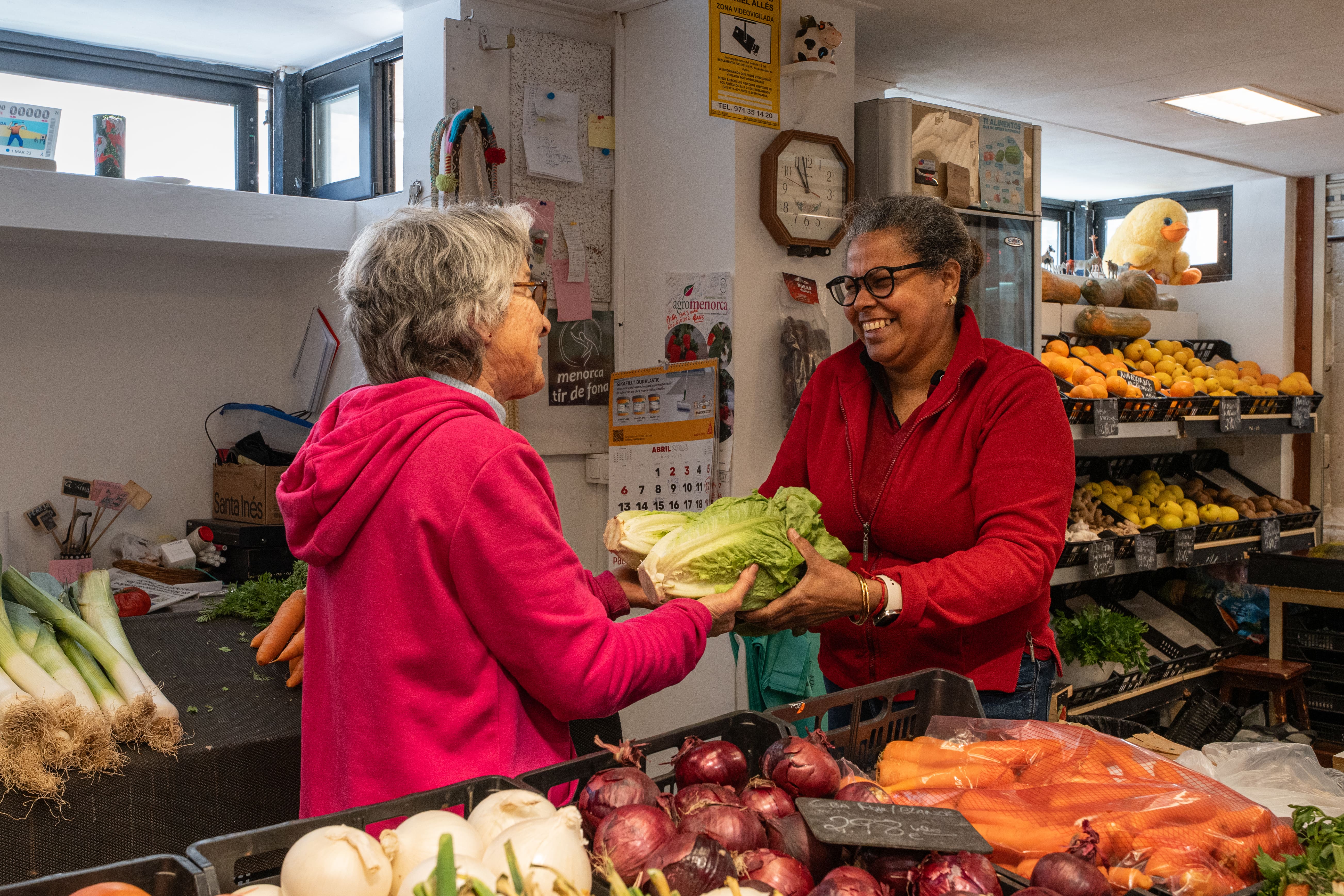 es-mercat-des-claustre-awaita-guia-turistica-menorca-2